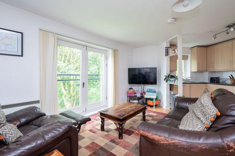 2 bedroom flat for sale, Fairbank Road, Southwater, RH13