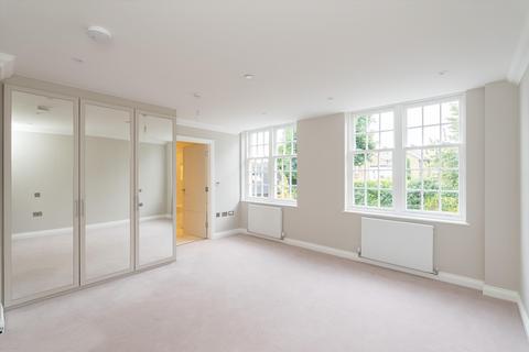 3 bedroom flat for sale, Gibbard Mews, Wimbledon Village, London, SW19