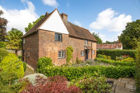 4 bedroom detached house for sale, Sole Street, Cobham, Kent, DA12