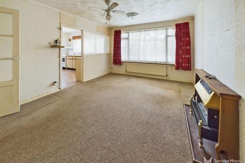 2 bedroom detached bungalow for sale, Waverley Gardens, Pevensey BN24