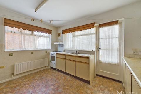 2 bedroom detached bungalow for sale, Waverley Gardens, Pevensey BN24