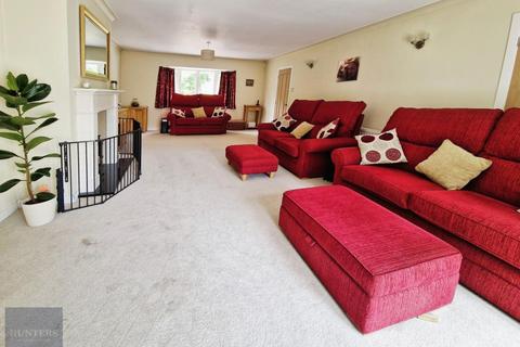 5 bedroom detached house for sale, Church Road, Bridgend