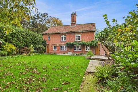 3 bedroom cottage for sale, Church Hill, Hoxne, Eye