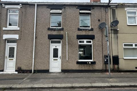 2 bedroom terraced house to rent, Station Road West, Trimdon Station