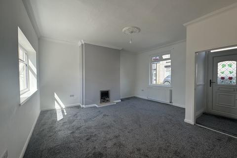 2 bedroom terraced house to rent, Station Road West, Trimdon Station