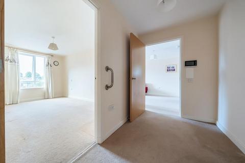 2 bedroom retirement property for sale, Banbury,  Oxfordshire,  OX16