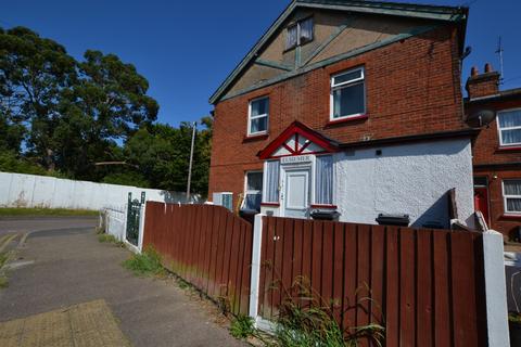 Studio to rent, 134 Dudley Road, Clacton-on-Sea CO15