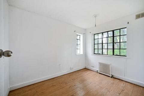 49 Ealing Village, London, W5 2NB