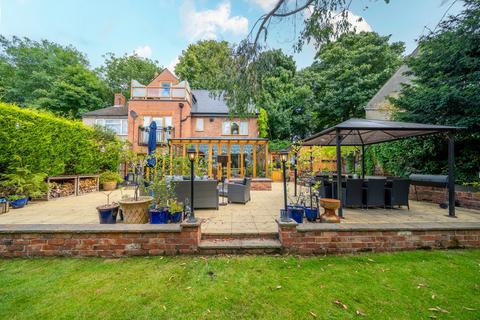 4 bedroom semi-detached house for sale, Ripley, Greenwich, DE5 3BL