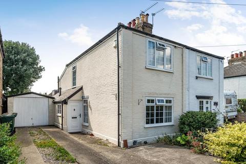 171 Vicarage Road, Sunbury-on-thames, TW16 7TT