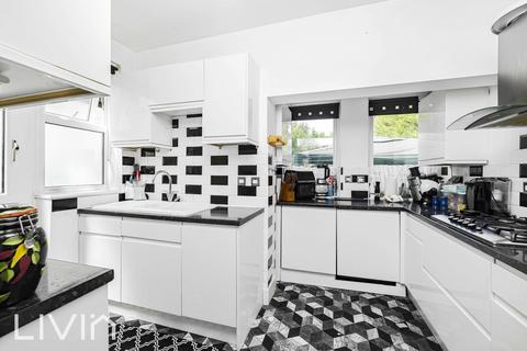 333 Addiscombe Road, Croydon, CR0 7LF