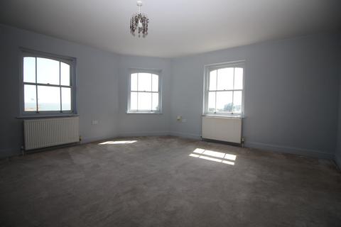 2 bedroom apartment to rent, The Royal Apartments,  Marine Parade East, Clacton-on-Sea