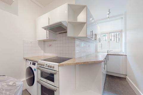 2 bedroom apartment for sale, Grove End House, Grove End Road, London, NW8