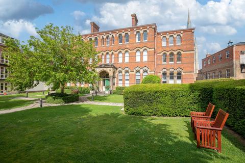 2 bedroom flat for sale, Shaftesbury Hall, St. Georges Place, Cheltenham, GL50