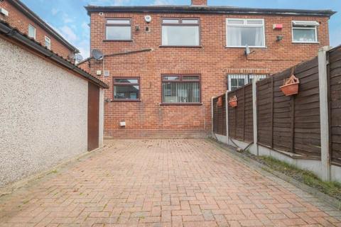 3 bedroom semi-detached house for sale, Stanningley Road, Armley, LS12