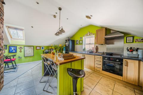 1 bedroom flat for sale, Sussex Street, Winchester, Hampshire, SO23