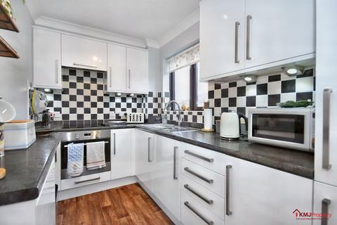 2 bedroom flat for sale, St. Pauls Street, Tunbridge Wells, TN4 8QY