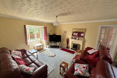 3 bedroom link detached house for sale, Broadmeadows, Alfreton DE55