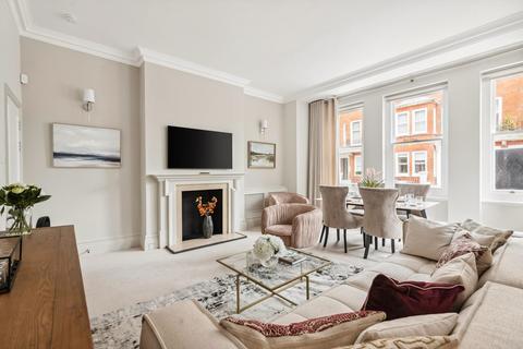 3 bedroom flat to rent, Ormonde Gate, London, SW3