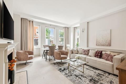 3 bedroom flat to rent, Ormonde Gate, London, SW3