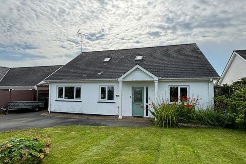 4 bedroom detached bungalow for sale, Cribyn, Lampeter, SA48