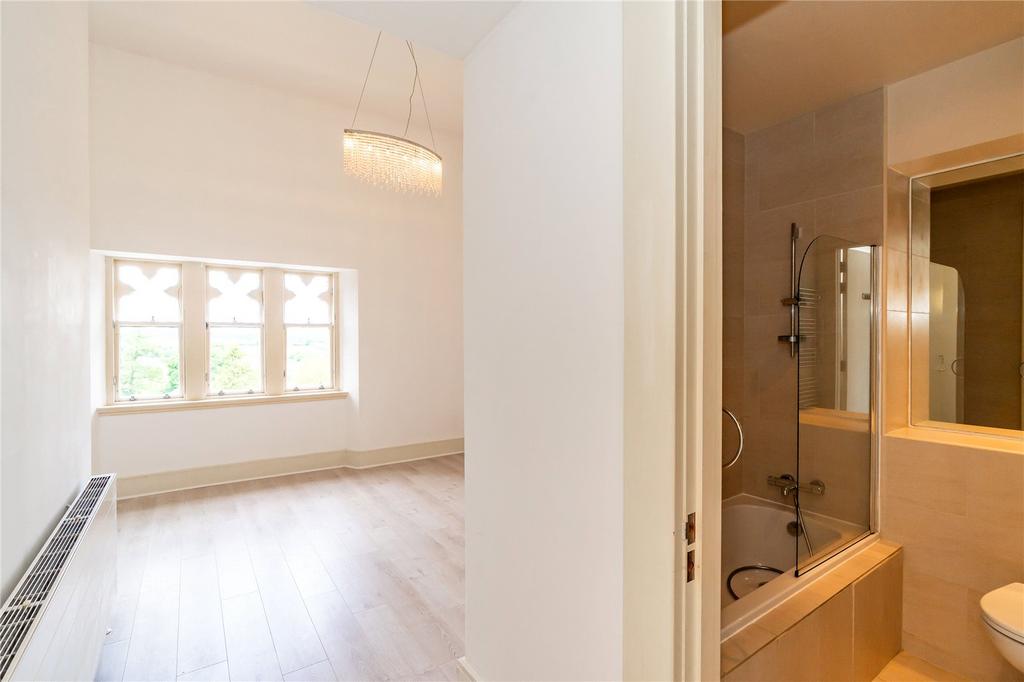 Bedroom One/En Suite