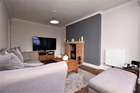 2 bedroom bungalow for sale, The Crescent, Netherton, Wakefield, West Yorkshire