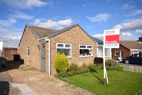 2 bedroom bungalow for sale, The Crescent, Netherton, Wakefield, West Yorkshire