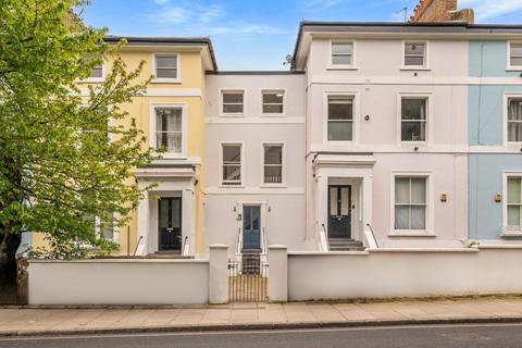 2 bedroom flat for sale, Adelaide Road, London, NW3