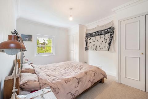 2 bedroom flat for sale, Adelaide Road, London, NW3