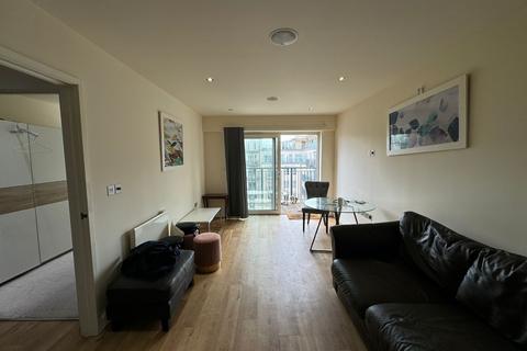 2 bedroom apartment to rent, Ellyson House, East Drive,NW9 5ZF