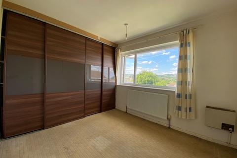12 Camellia Mount, Bradford, BD7 2TQ