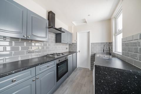 96 Canon Road, Bromley, BR1 2SP