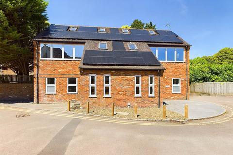 1 bedroom apartment for sale, Market Square, Princes Risborough HP27