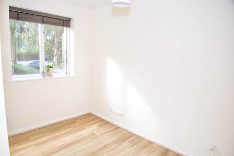 67 Ruston Road, London, SE18 5QX