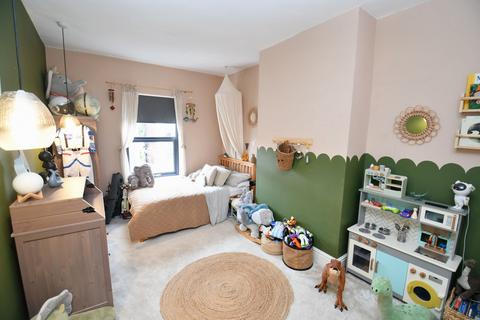 49 Duffield Road, Salford, M6 7RE