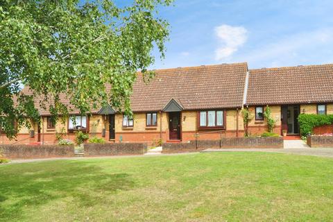 2 bedroom bungalow for sale, Alexander Mews, Sandon, Chelmsford, CM2