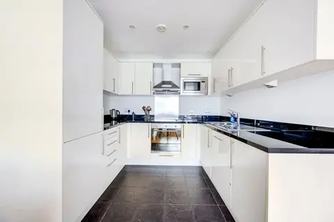 2 bedroom apartment to rent, Drayton Park, London, N5