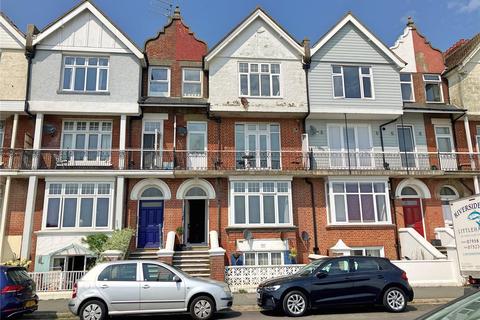 2 bedroom flat for sale, South Terrace, Littlehampton, West Sussex, BN17