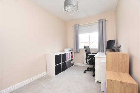 5 Kensington Fold, Tingley, Wakefield, WF3 1FH