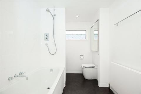 40 Burton Road, Kingston Upon Thames, KT2 5TF