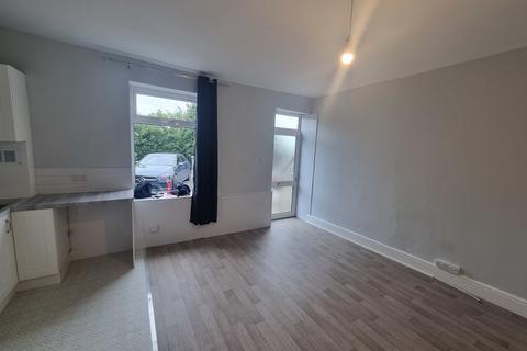 2 bedroom terraced house to rent, Copley Lane, Robin Hood, Wakefield, WF3