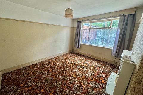 11 Handforth Grove, Manchester, M13 0UH