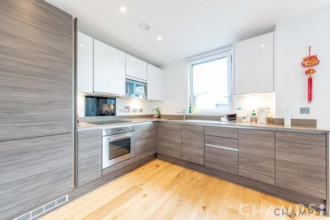 2 bedroom flat to rent, Harbourside Court, Gullivers Walk, SE8