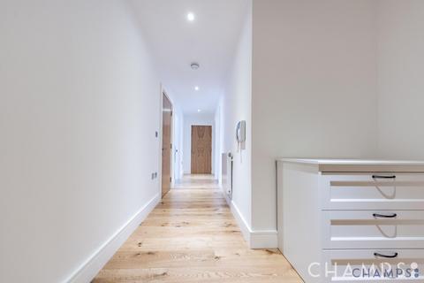 2 bedroom flat to rent, Harbourside Court, Gullivers Walk, SE8