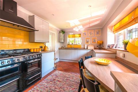 7 The Borough, Brockham, Betchworth, RH3 7NB
