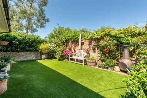 7 The Borough, Brockham, Betchworth, RH3 7NB