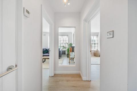 45 Parkside, London, SE3 7QG