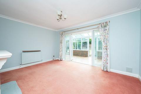 3 bedroom detached bungalow for sale, Hernbrook Drive, Horsham, RH13