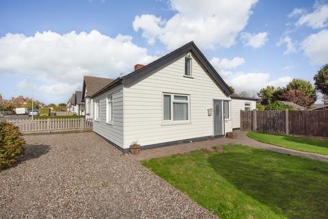 2 bedroom detached bungalow for sale, Queens Road, Whitstable